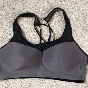 Never used sports bra